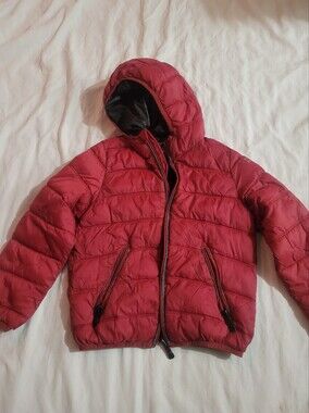 Point Zero Women's Quilted Hooded Puffer Jacket in Red